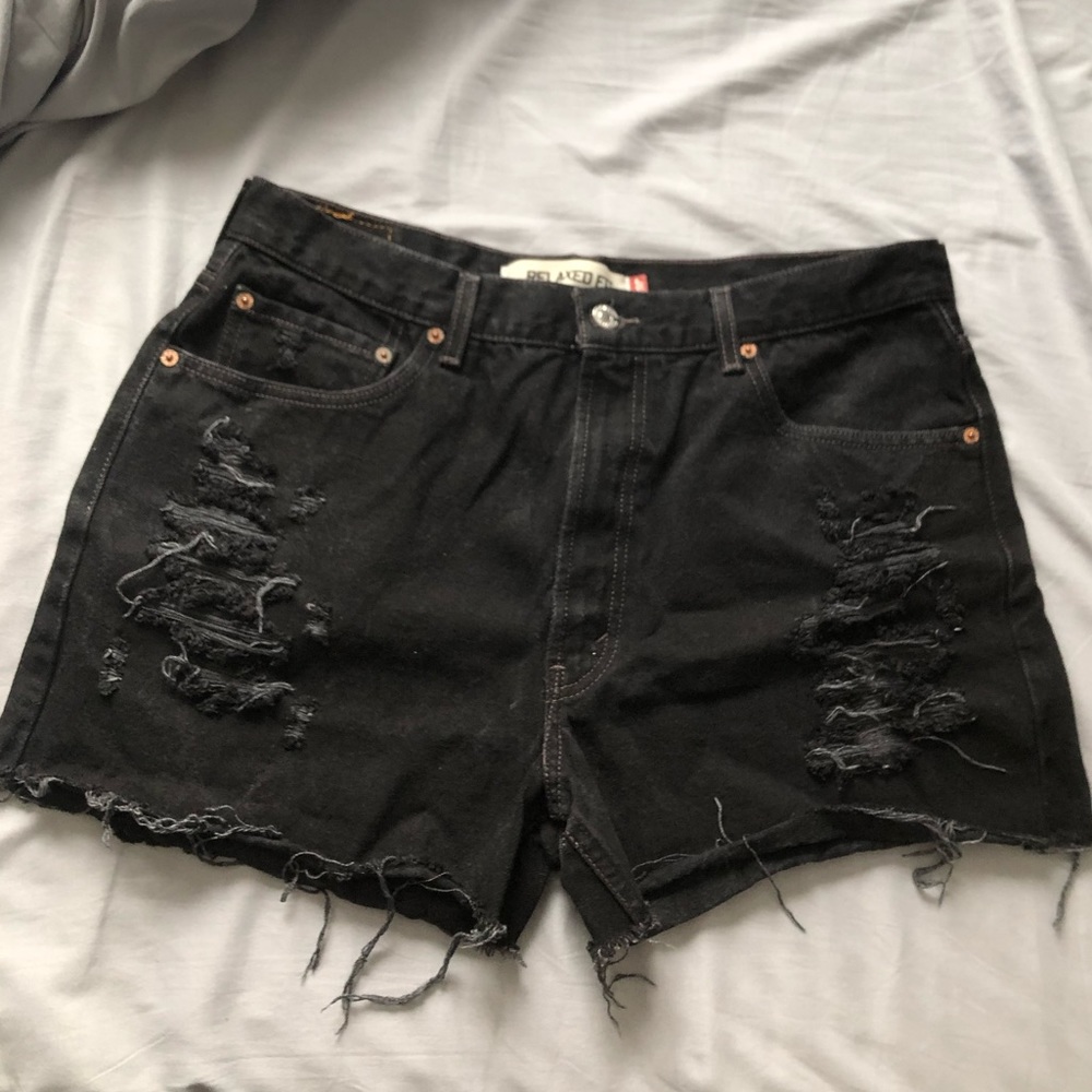 Levi’s distressed jean shorts